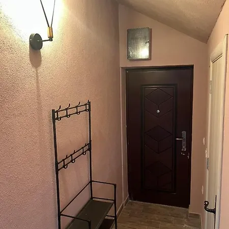 Kiss Apartment Tivat Exterior photo