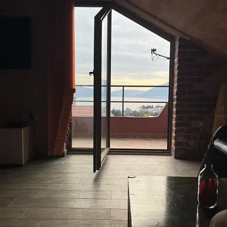 Kiss Apartment Tivat Exterior photo